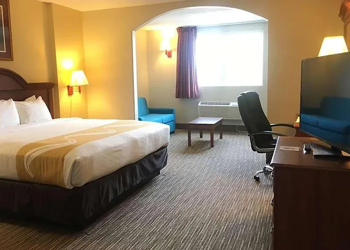Days Inn & Suites By Wyndham Rehoboth Beach / Dewey