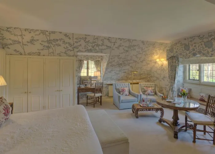 Gravetye Manor