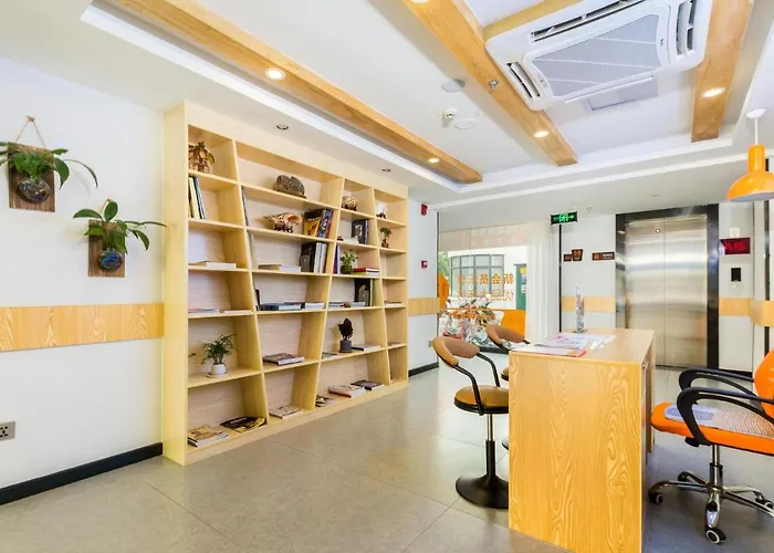 7 Days Premium Sanya Bay Haiyue Plaza Foreign Trade Road Food Street Branch